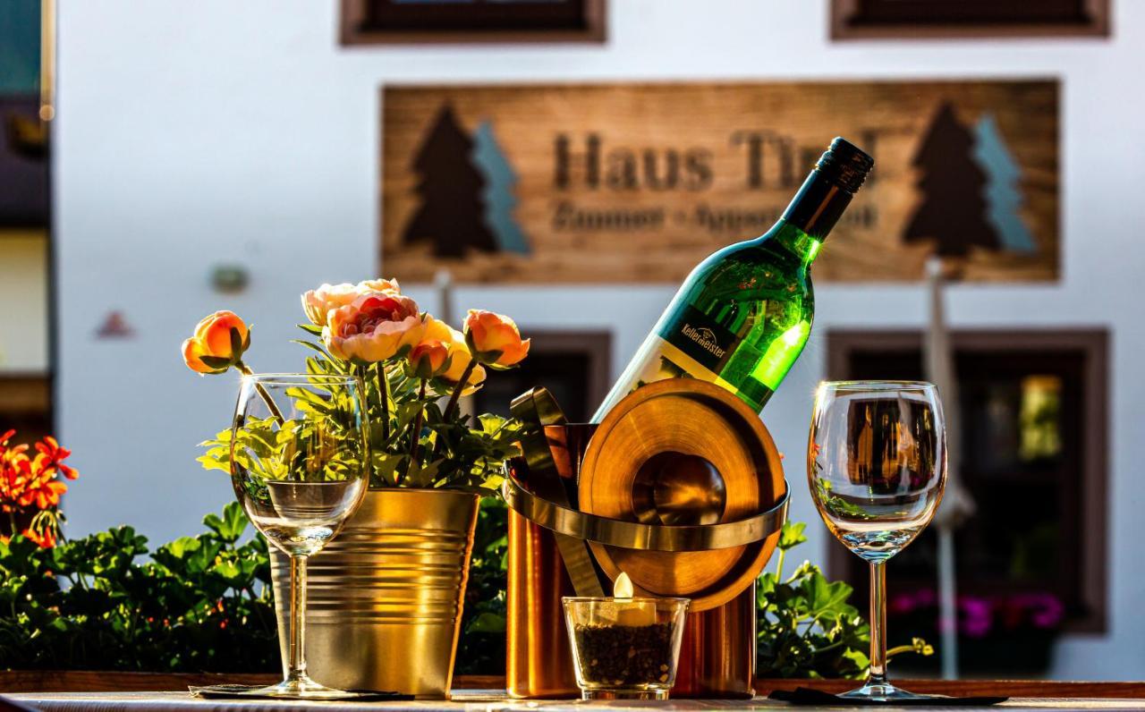 Hotel Haus Tirol Ehrwald Esterno foto