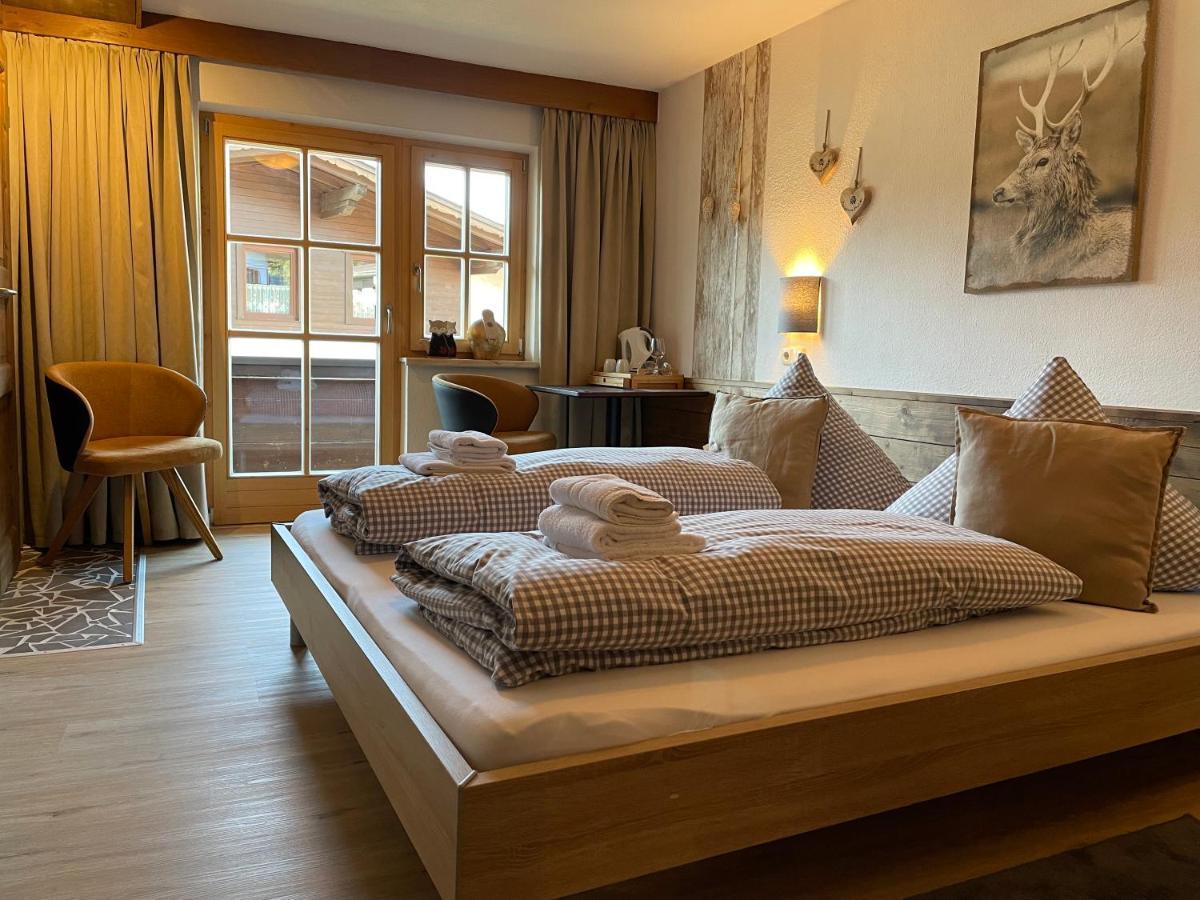 Hotel Haus Tirol Ehrwald Esterno foto