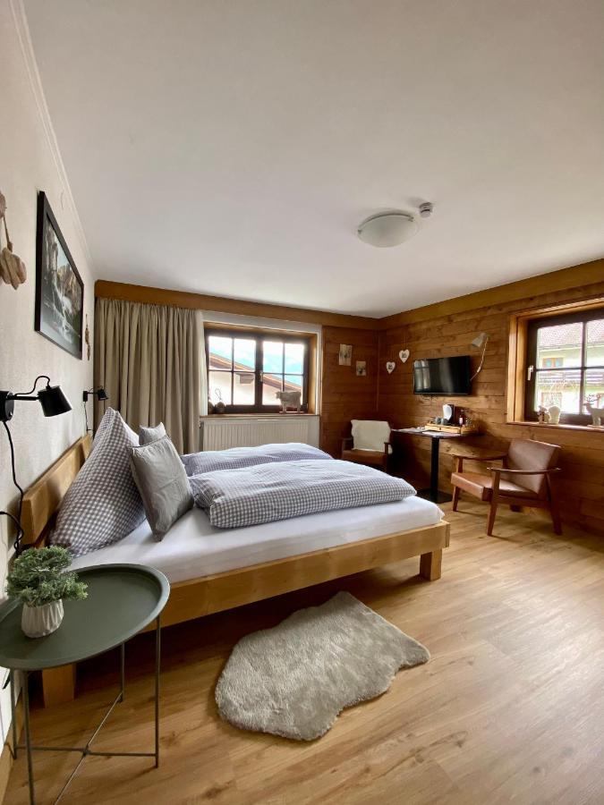 Hotel Haus Tirol Ehrwald Esterno foto